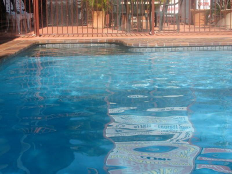 טאונסביל Spanish Lace Motor Inn מראה חיצוני תמונה