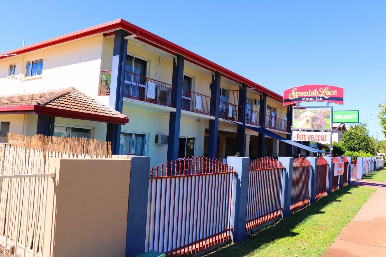 טאונסביל Spanish Lace Motor Inn מראה חיצוני תמונה
